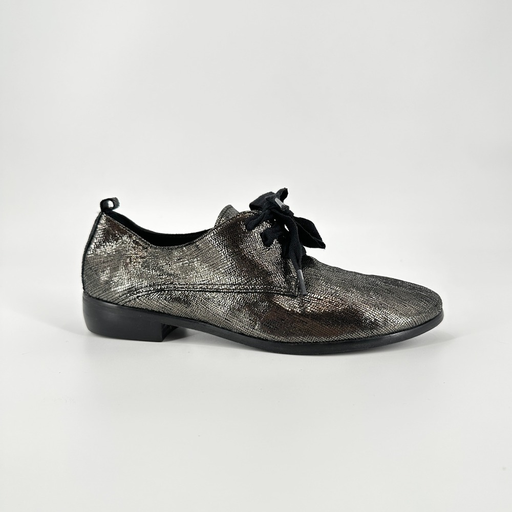 Homers Silver Metallic Pewter Leather Ribbon Lace Oxfords Spain Size 37.5